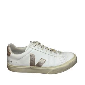 Veja Men’s  White and Gold-Tone Sneakers size 9